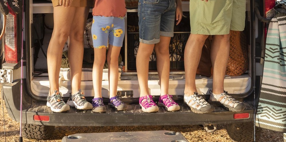 keen-detske-sandaly-1000x500